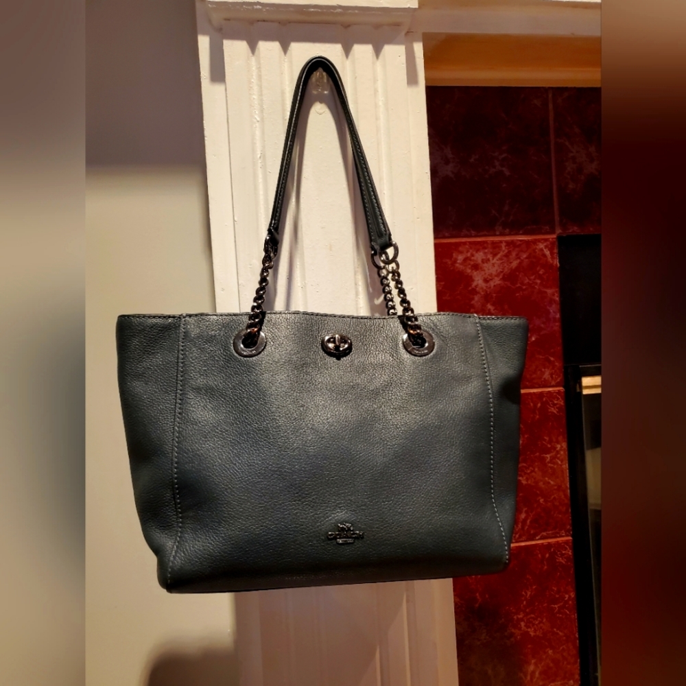 Coach Turnlock Chain Tote